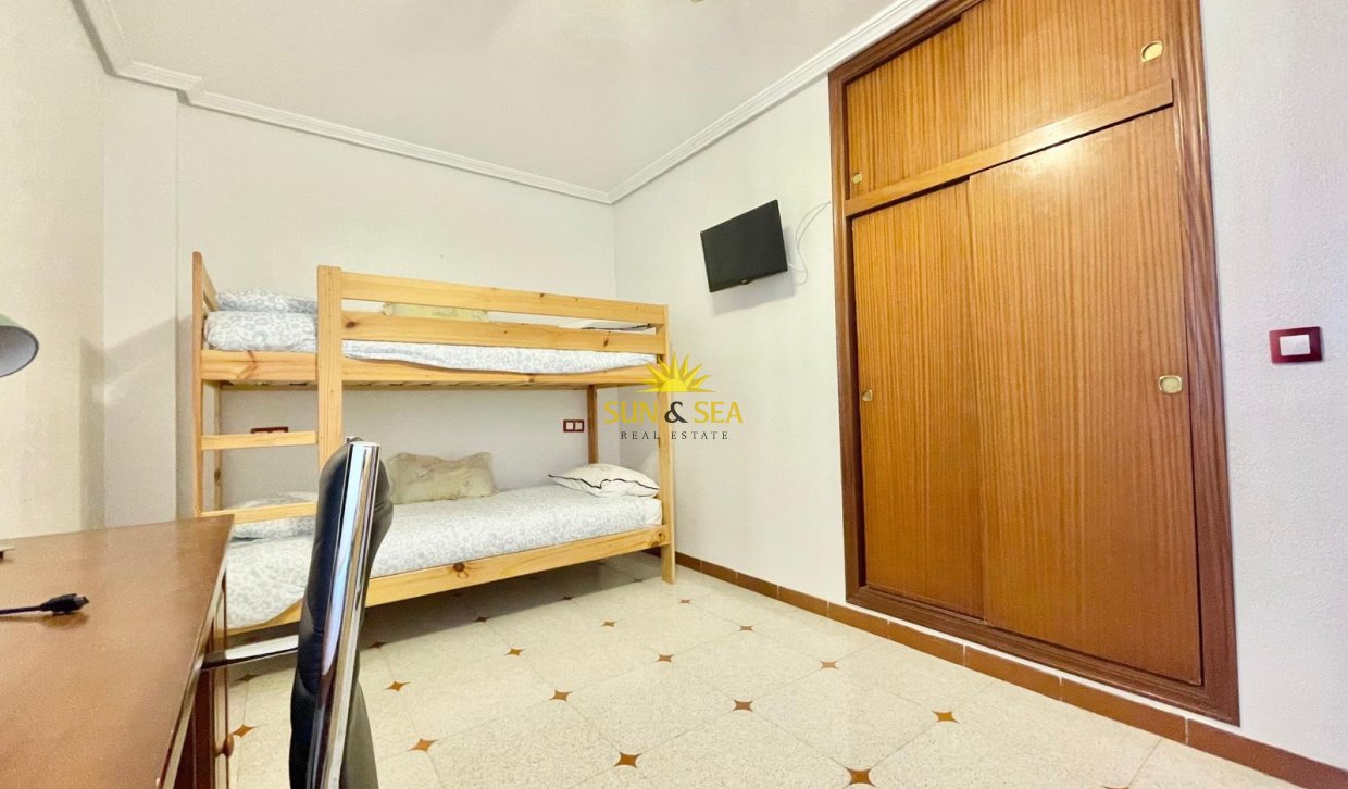 Long Term Rental - Penthouse - Torrevieja - Playa de los Locos