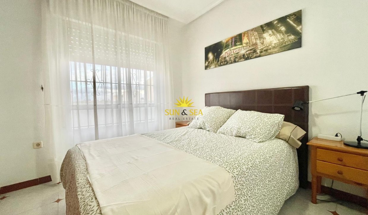 Long Term Rental - Penthouse - Torrevieja - Playa de los Locos