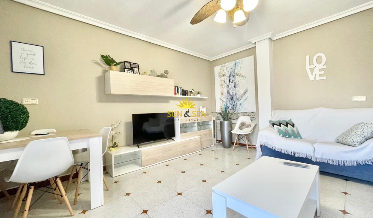 Long Term Rental - Penthouse - Torrevieja - Playa de los Locos