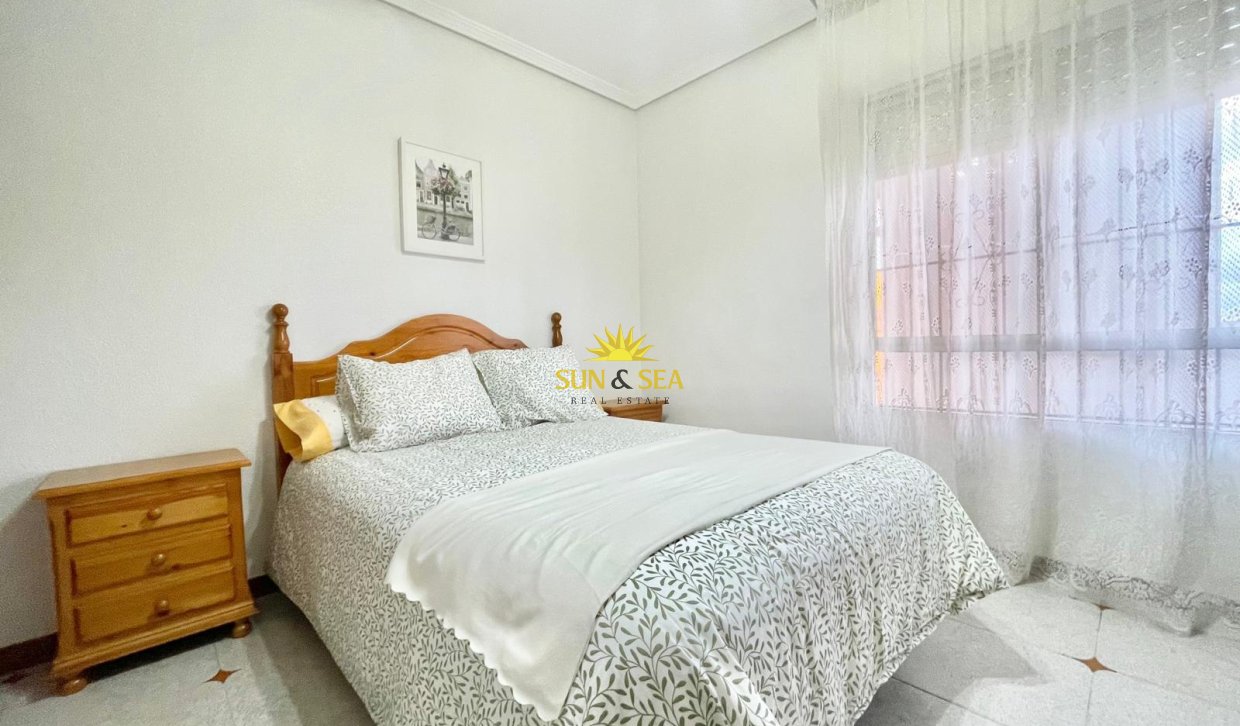 Long Term Rental - Penthouse - Torrevieja - Playa de los Locos