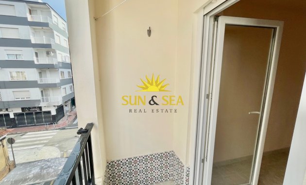 Reventa - Apartamento - Torrevieja - Centro