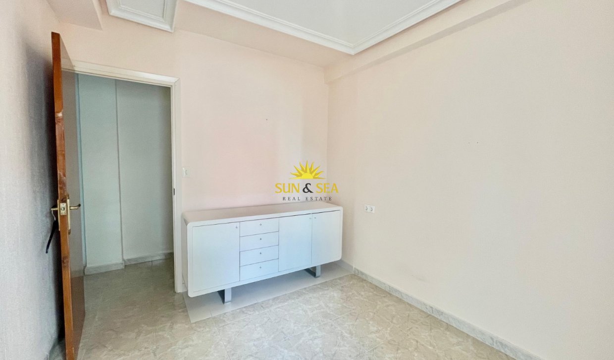 Reventa - Apartamento - Torrevieja - Centro