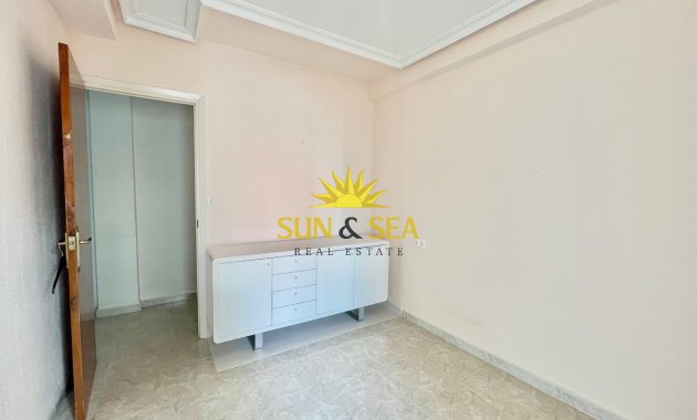 Reventa - Apartamento - Torrevieja - Centro