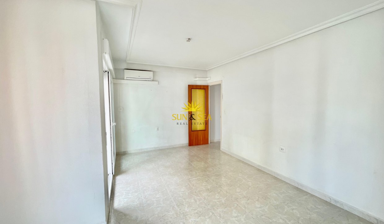Reventa - Apartamento - Torrevieja - Centro