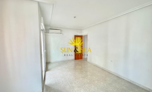 Reventa - Apartamento - Torrevieja - Centro