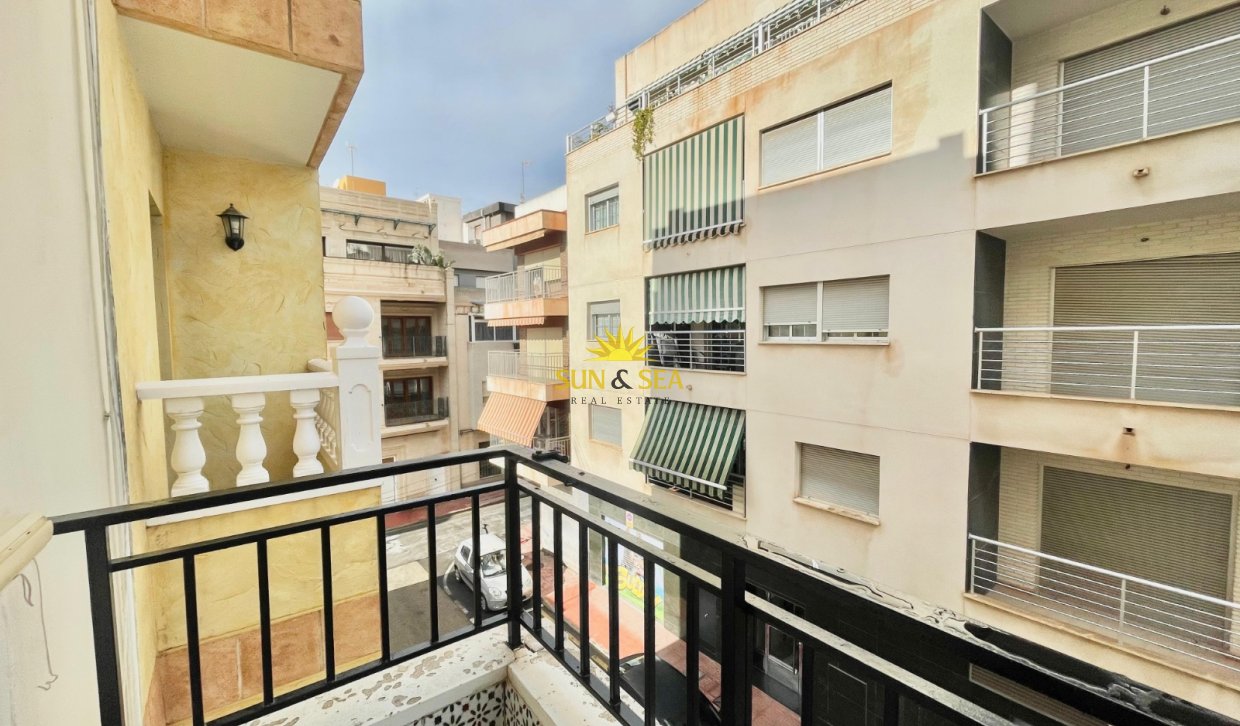Reventa - Apartamento - Torrevieja - Centro