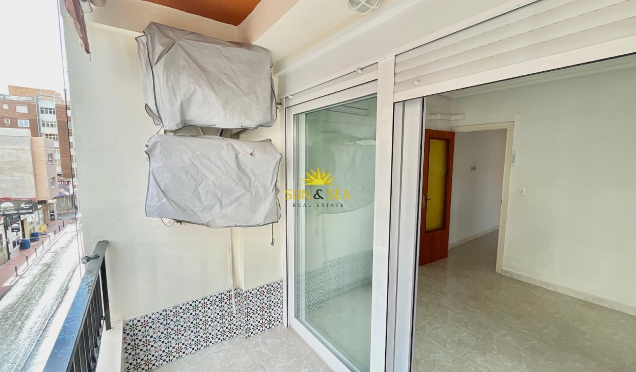 Reventa - Apartamento - Torrevieja - Centro