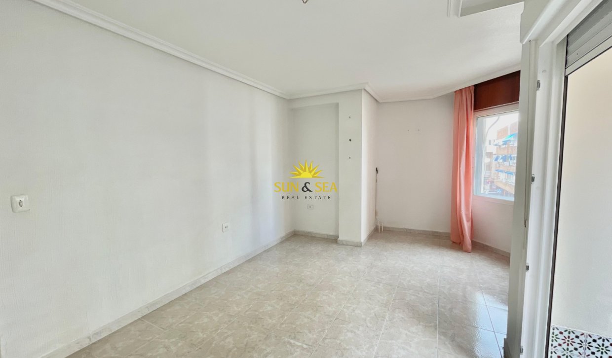 Reventa - Apartamento - Torrevieja - Centro