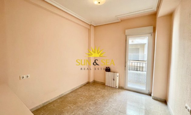 Reventa - Apartamento - Torrevieja - Centro
