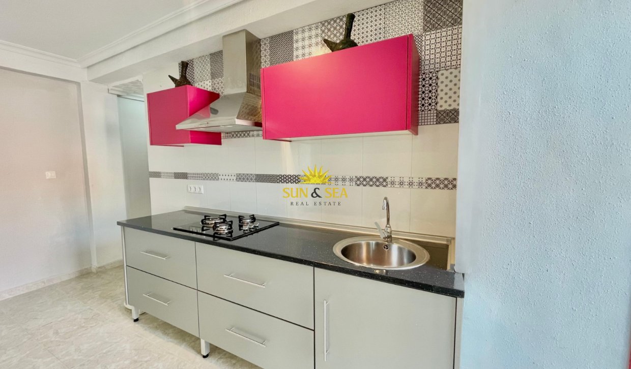 Reventa - Apartamento - Torrevieja - Centro