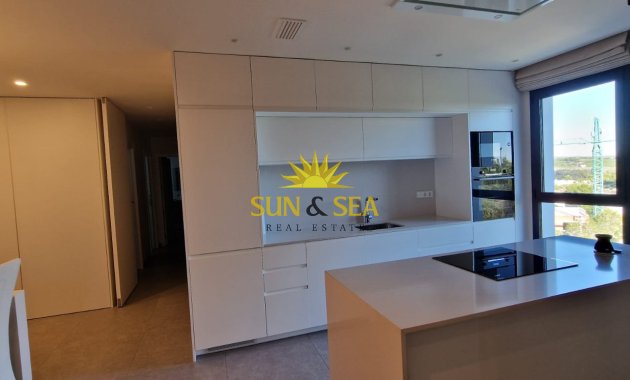 Resale - Penthouse Penthouse - Orihuela - Las Colinas Golf