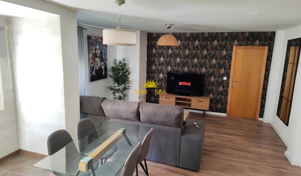 Location à long terme - Appartement - Santa Pola - Centro