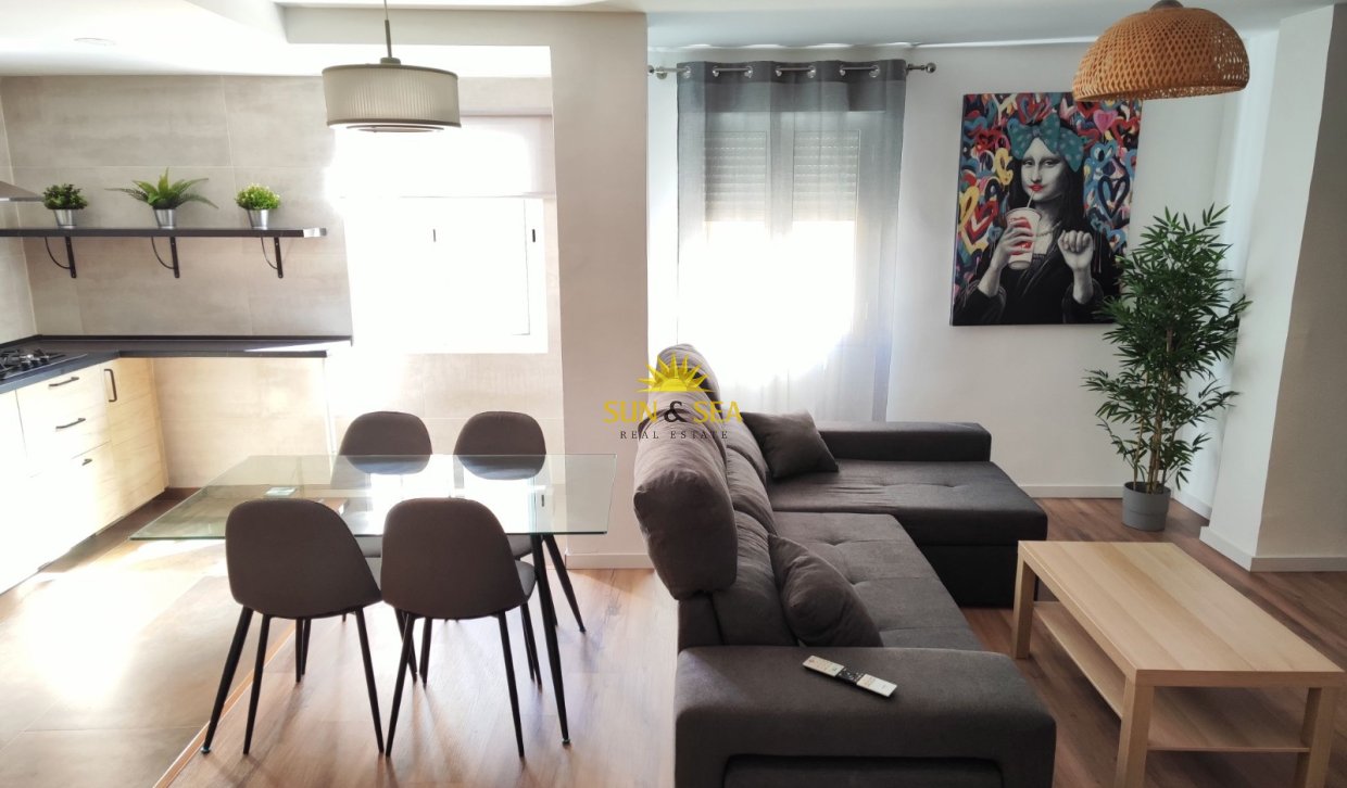 Location à long terme - Appartement - Santa Pola - Centro