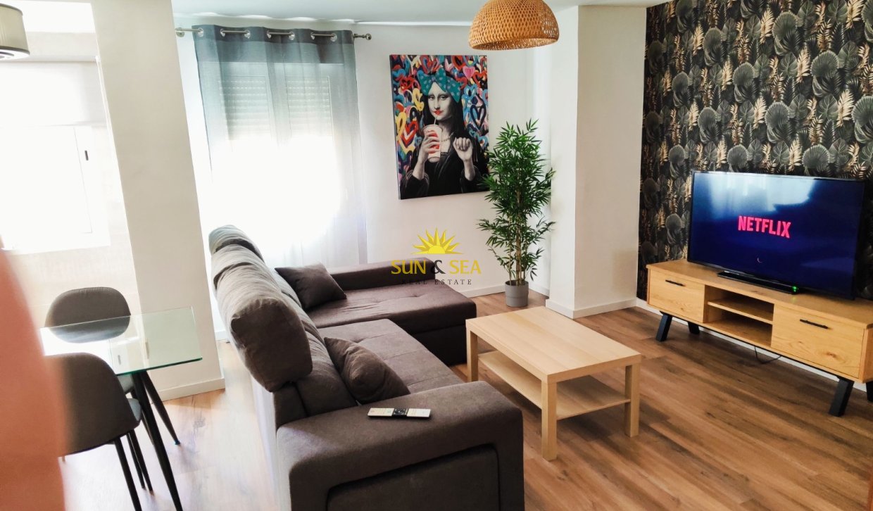 Location à long terme - Appartement - Santa Pola - Centro