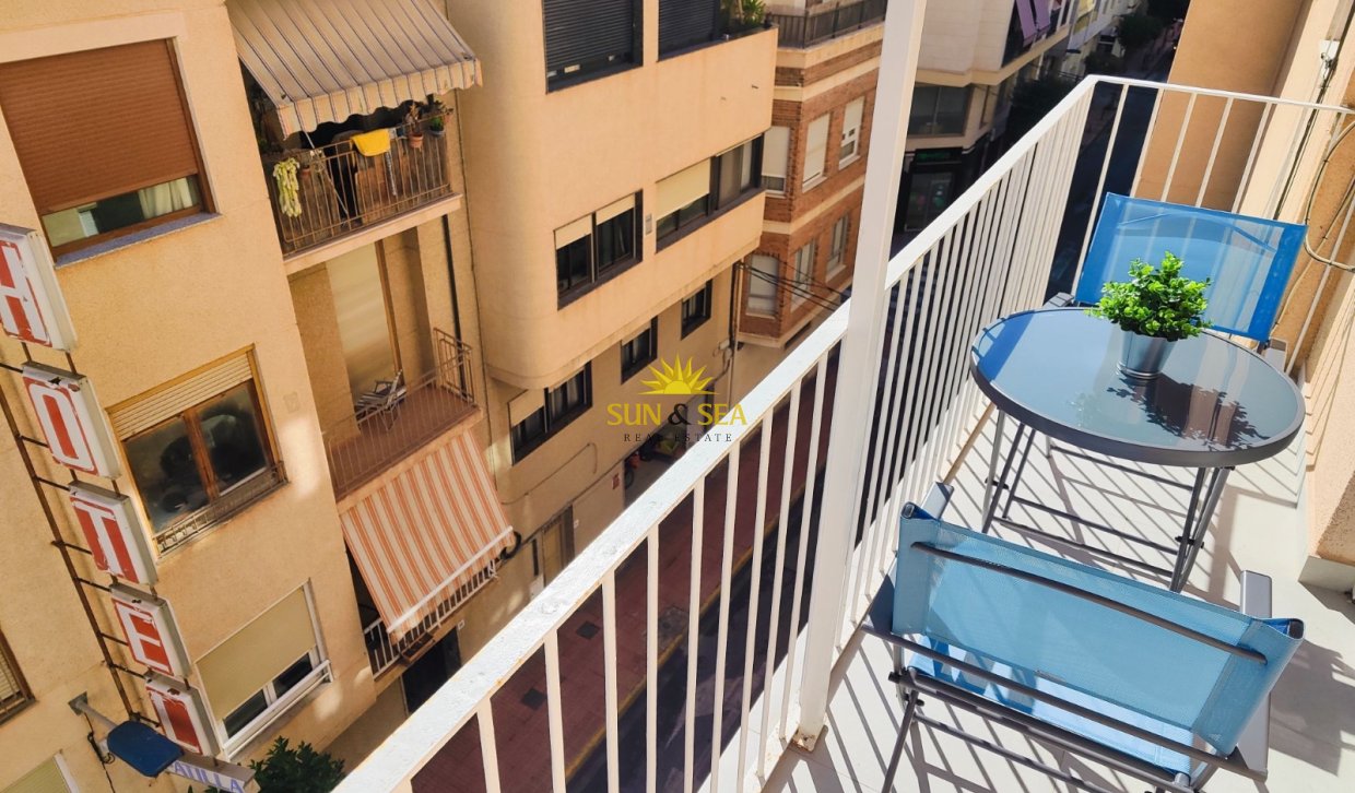 Location à long terme - Appartement - Santa Pola - Centro