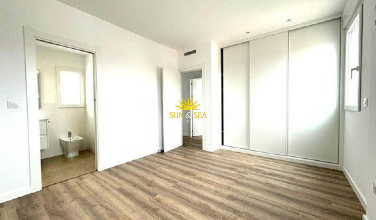 Langfristige Vermietung - Wohnung - 