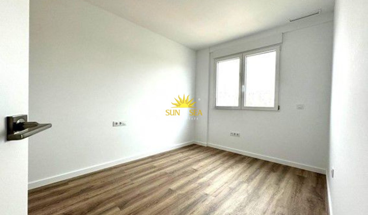 Langfristige Vermietung - Wohnung - 