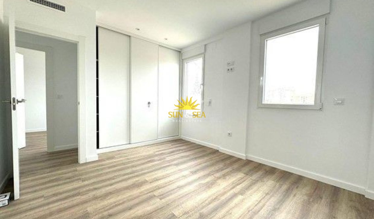 Langfristige Vermietung - Wohnung - 