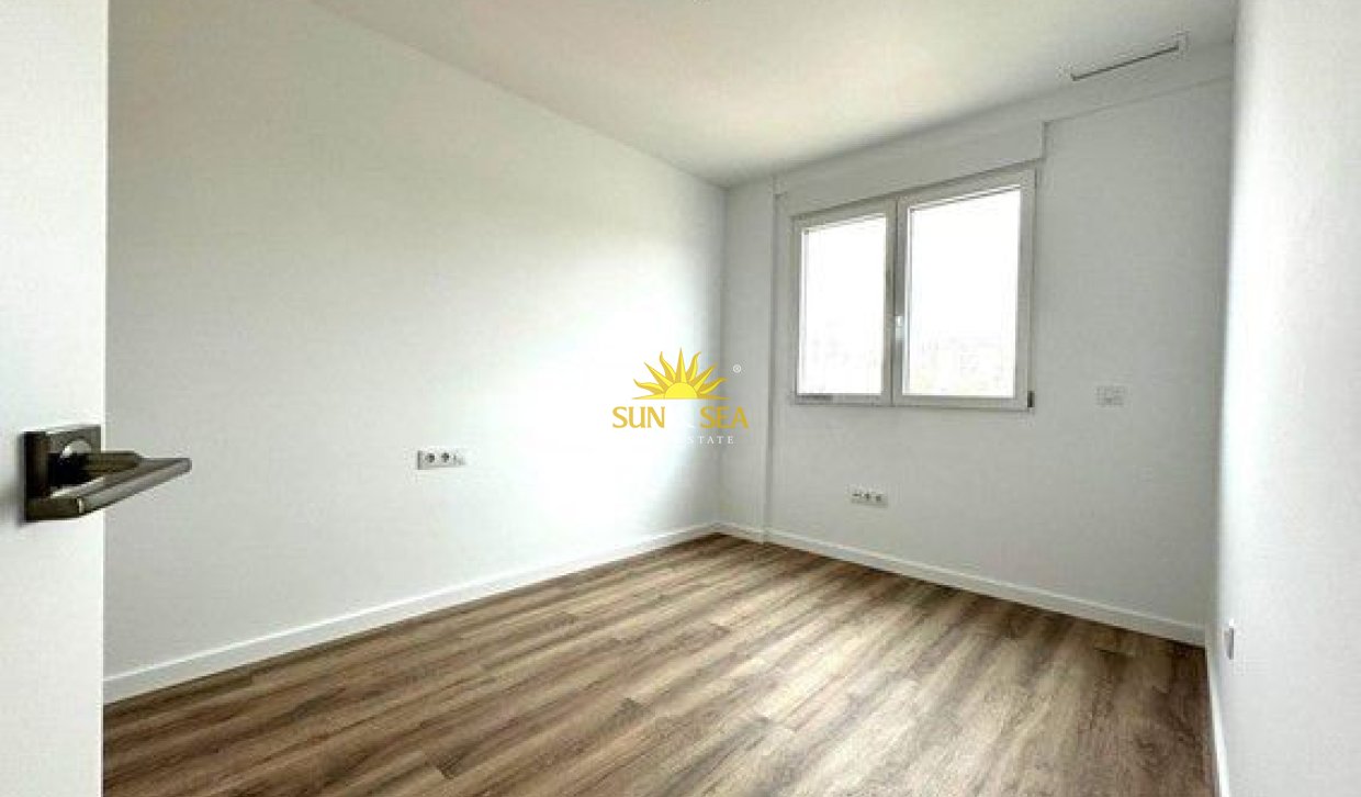 Langfristige Vermietung - Wohnung - 
