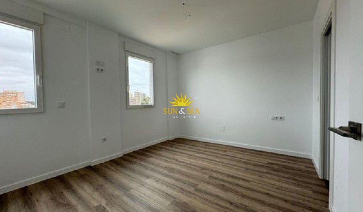 Langfristige Vermietung - Wohnung - 