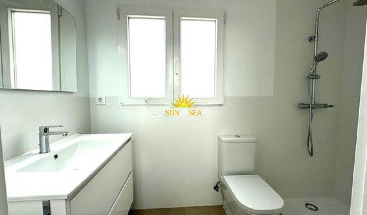 Langfristige Vermietung - Wohnung - 