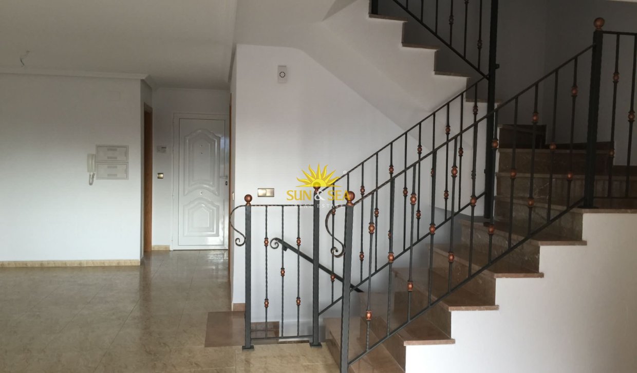Wiederverkauf - Duplex - Daya Nueva