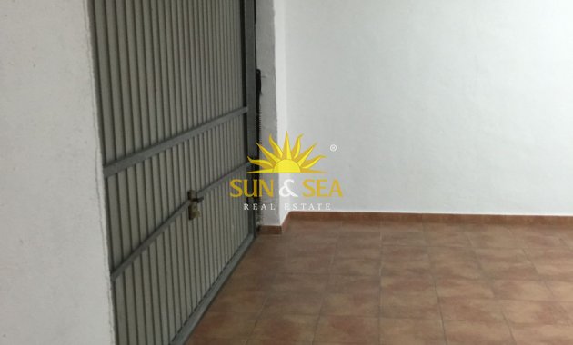 Wiederverkauf - Duplex - Daya Nueva