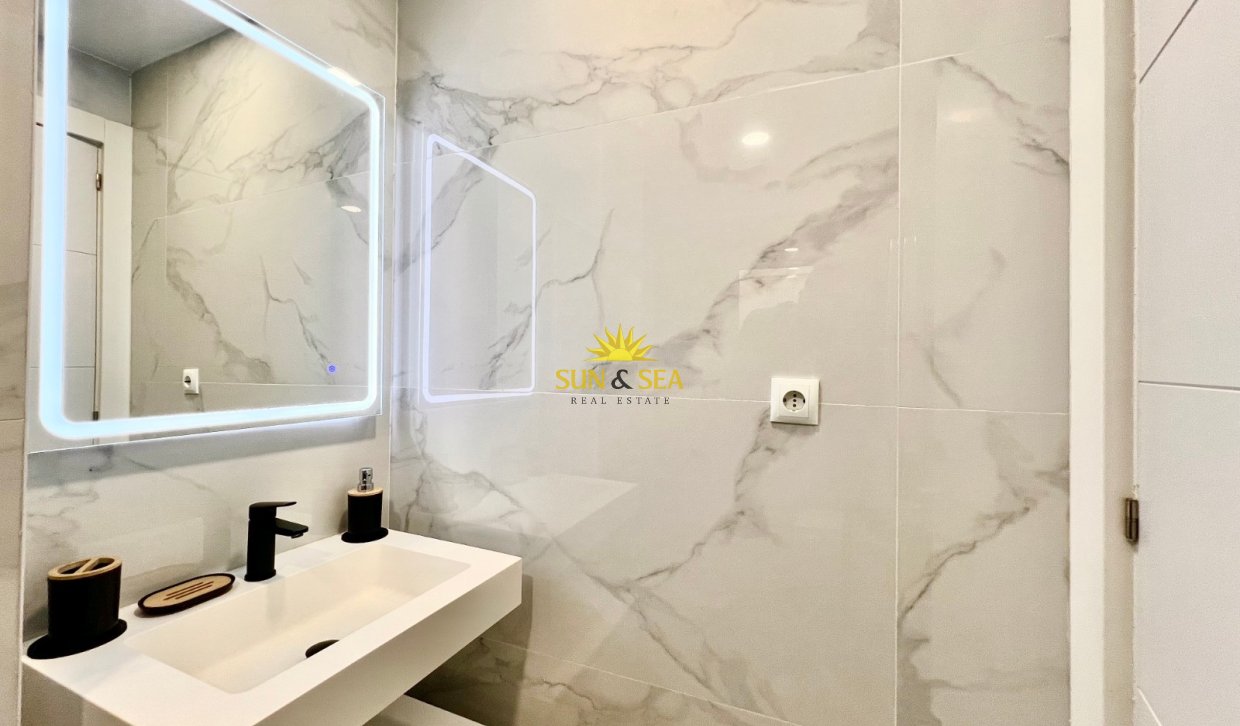 Location à long terme - Appartement - Torrevieja - Los Locos