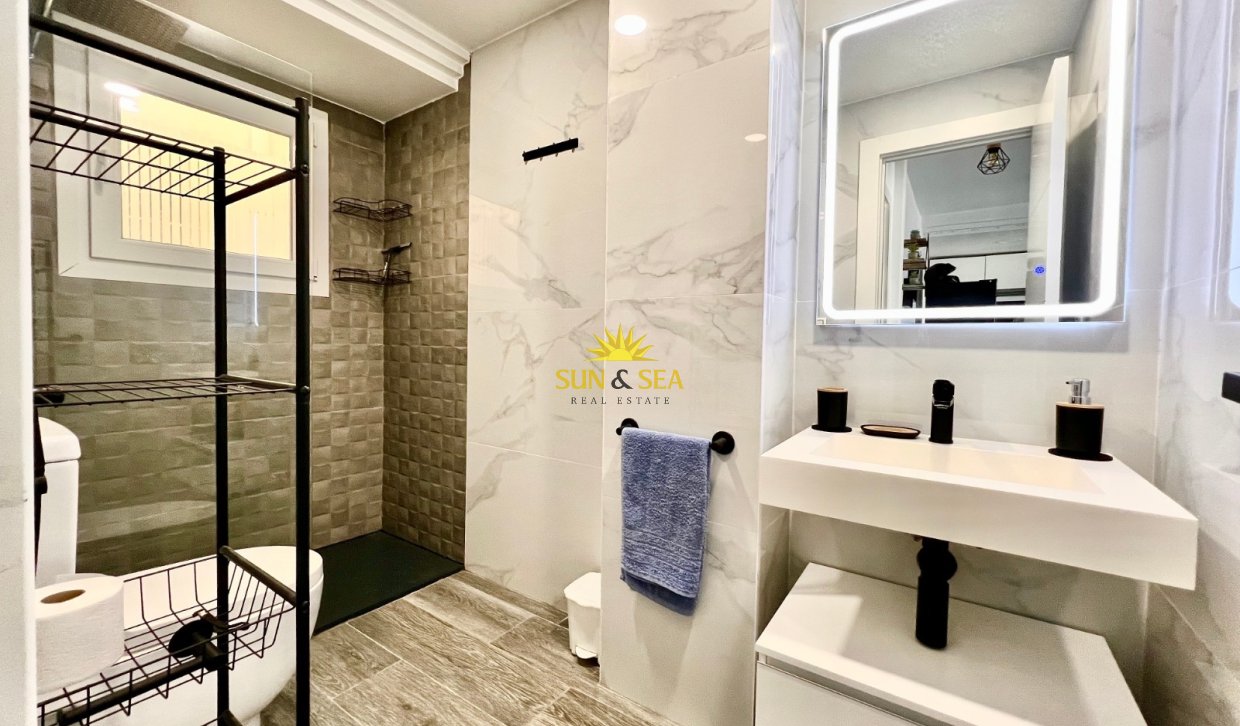 Location à long terme - Appartement - Torrevieja - Los Locos