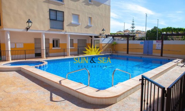 Resale - Apartment - Formentera del Segura - Formentera De Segura