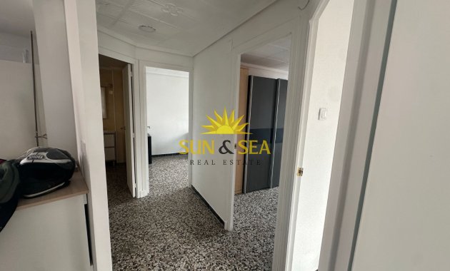 Location à long terme - Appartement - Elche
