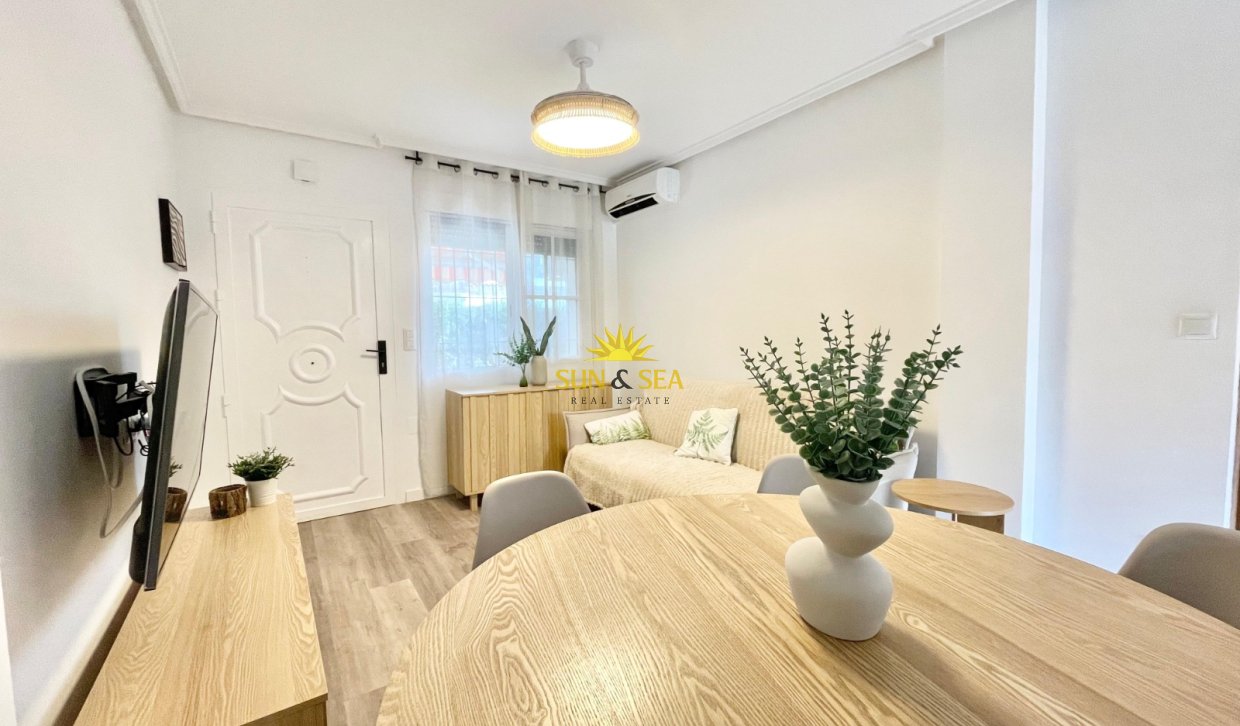 Long Term Rental - Ground Floor - Torrevieja - Punta prima