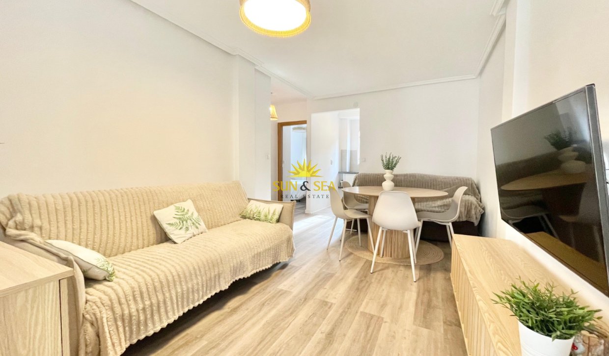 Long Term Rental - Ground Floor - Torrevieja - Punta prima