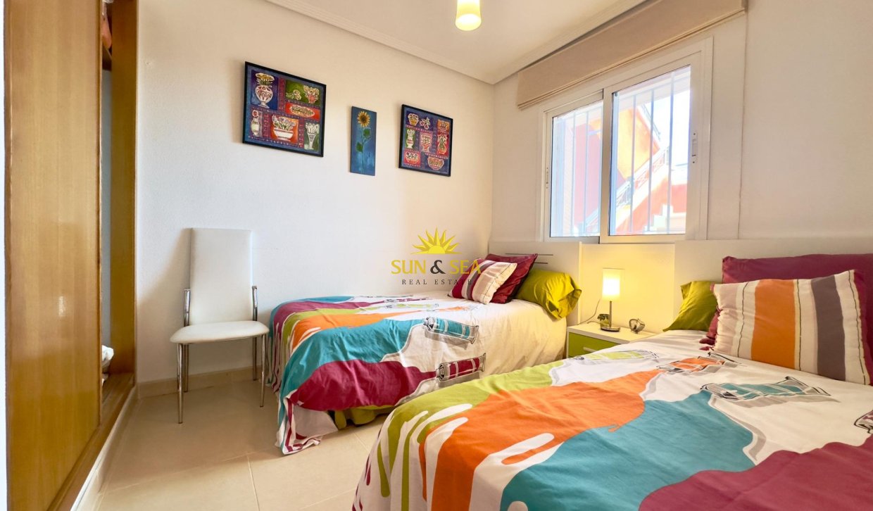 Reventa - Atico - Orihuela Costa - Playa Flamenca