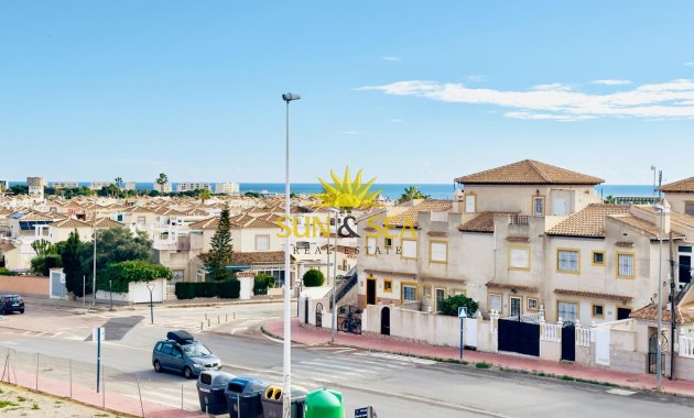 Reventa - Atico - Orihuela Costa - Playa Flamenca
