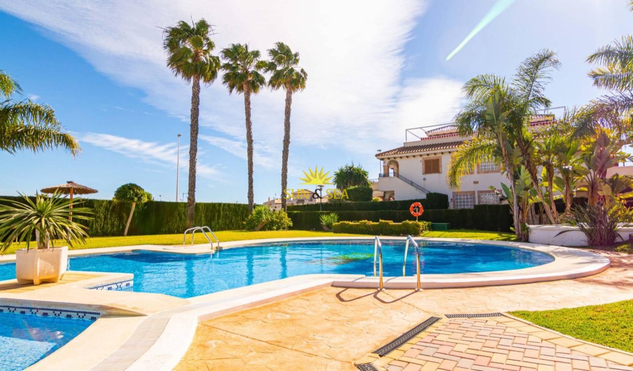 Reventa - Atico - Orihuela Costa - Playa Flamenca