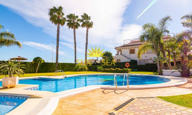 Reventa - Atico - Orihuela Costa - Playa Flamenca