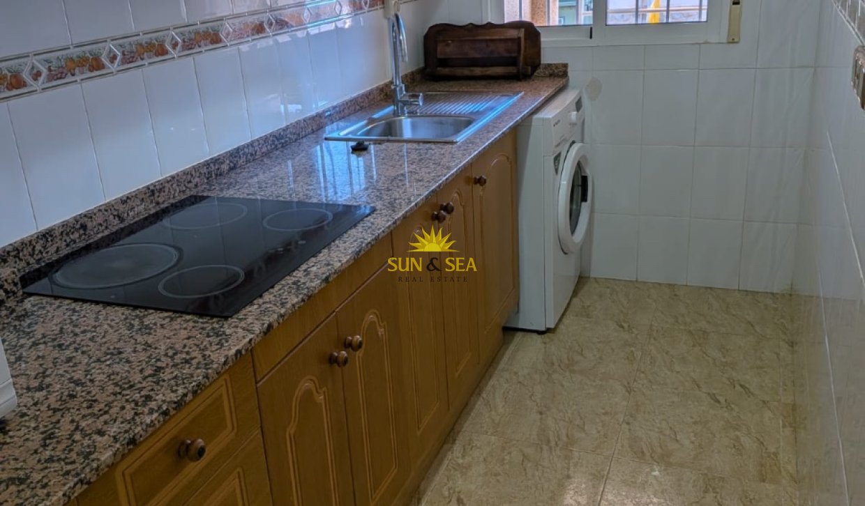 Resale - Ground Floor - Montesinos