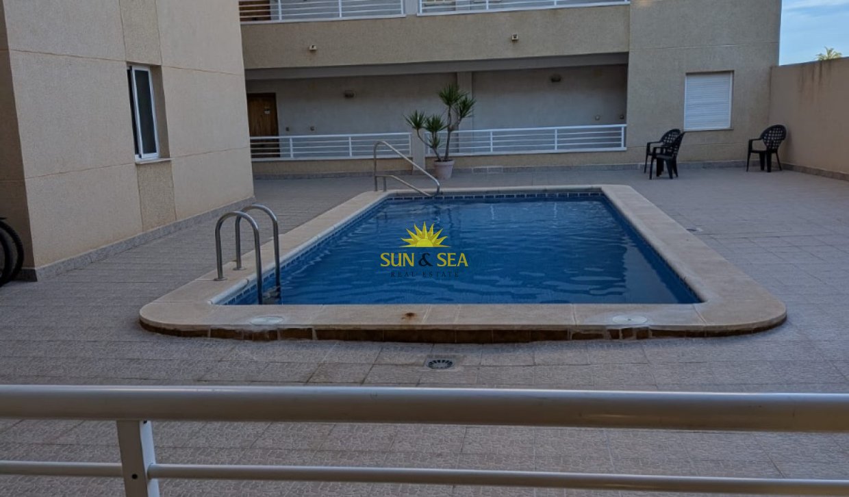 Resale - Ground Floor - Montesinos