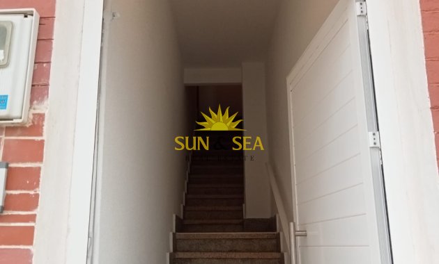 Resale - Apartment - Los Alcázares - Playa la Concha