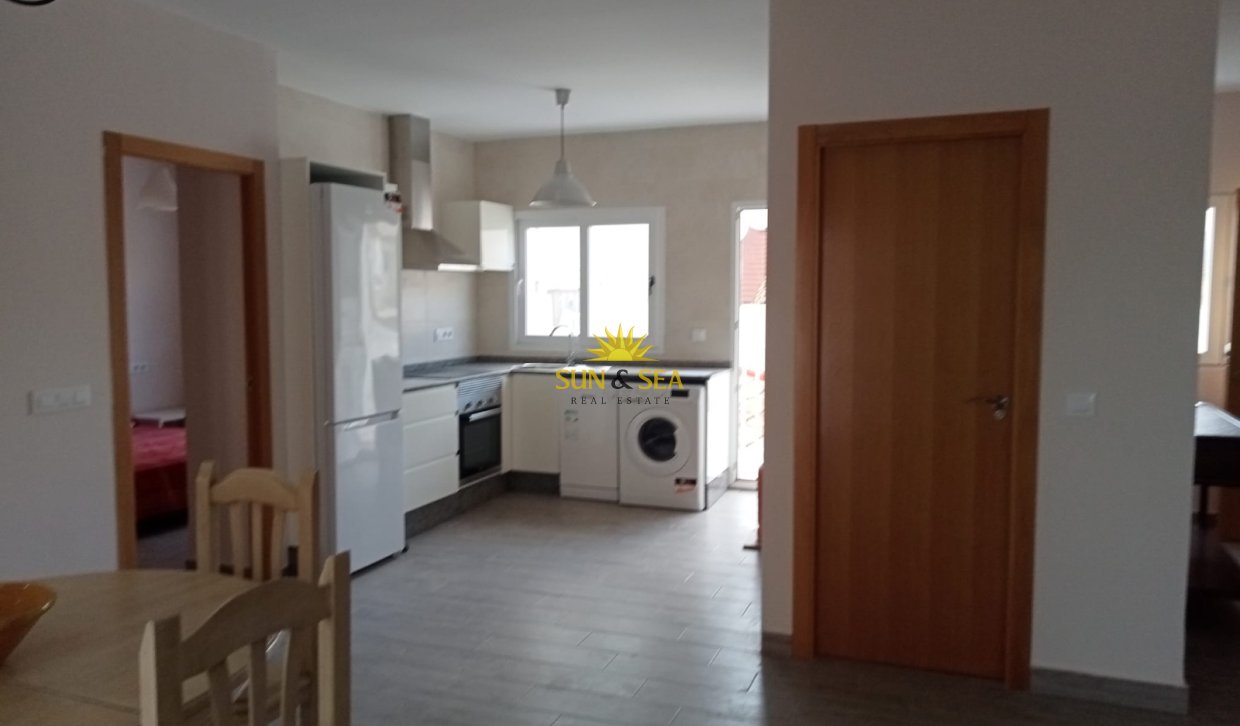 Resale - Apartment - Los Alcázares - Playa la Concha