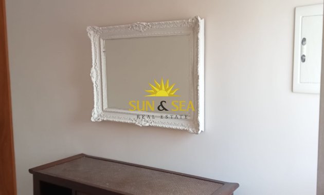 Resale - Apartment - Los Alcázares - Playa la Concha