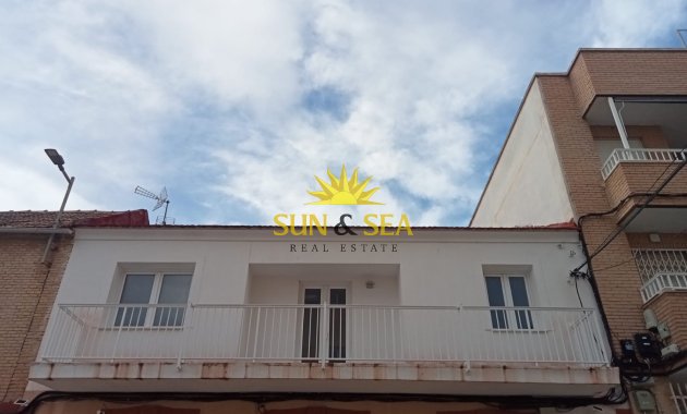 Resale - Apartment - Los Alcázares - Playa la Concha