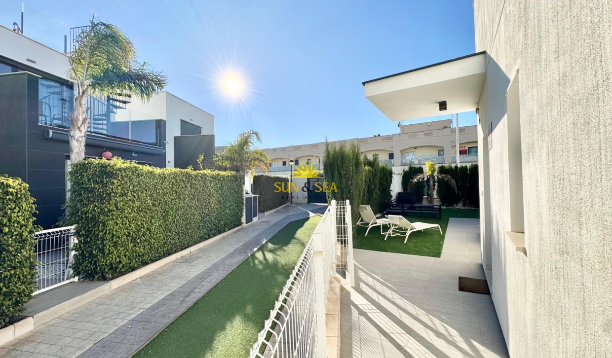 Long Term Rental - Villa - Torrevieja - Punta prima