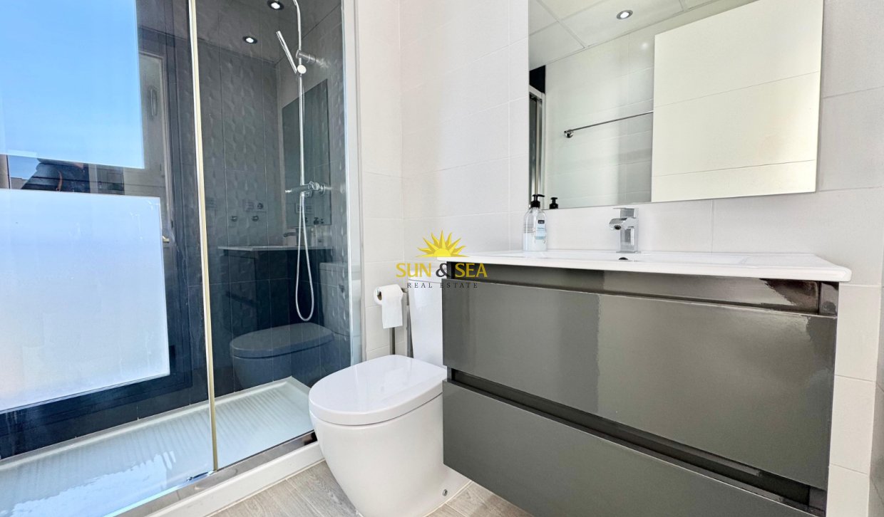 Long Term Rental - Villa - Torrevieja - Punta prima