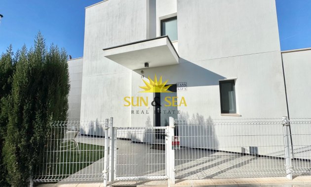 Long Term Rental - Villa - Torrevieja - Punta prima