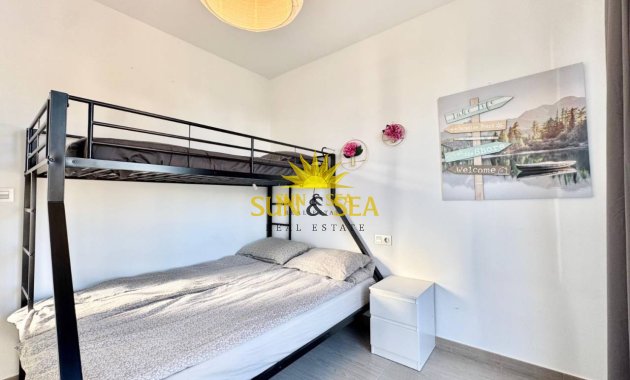 Resale - Villa - Torrevieja - Punta prima