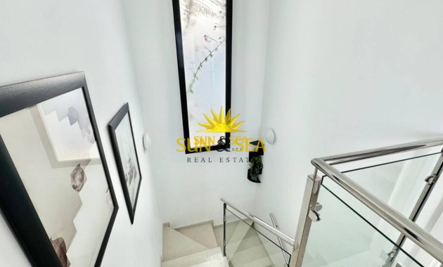 Resale - Villa - Torrevieja - Punta prima