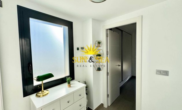 Resale - Villa - Torrevieja - Punta prima