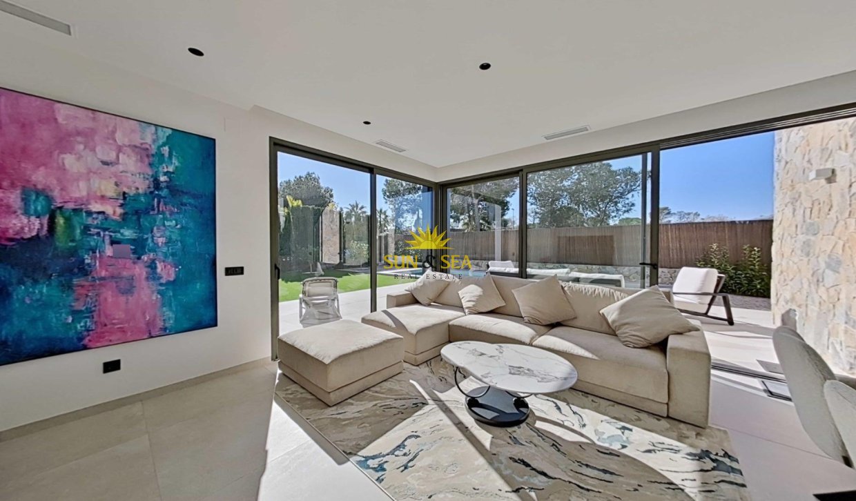 Resale - Villa - Orihuela - Las Colinas Golf